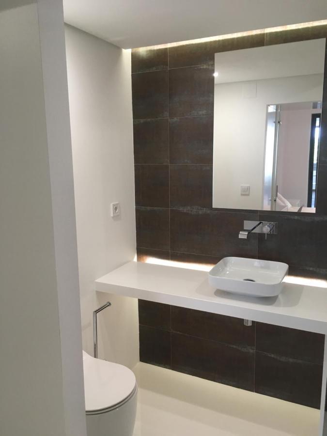 Bedrooms In Modern Guest House Almada Exteriör bild